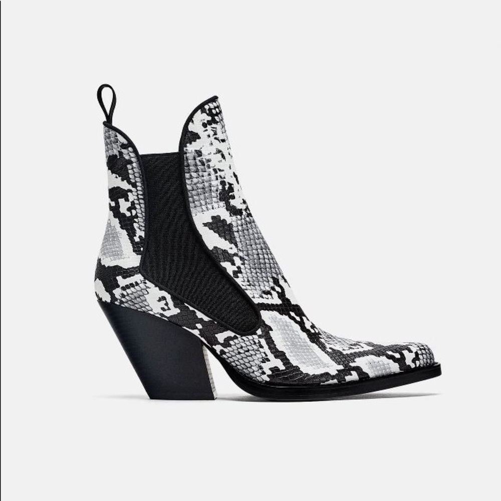 Zara Snakeskin Cowboy Boots Blogger Fave